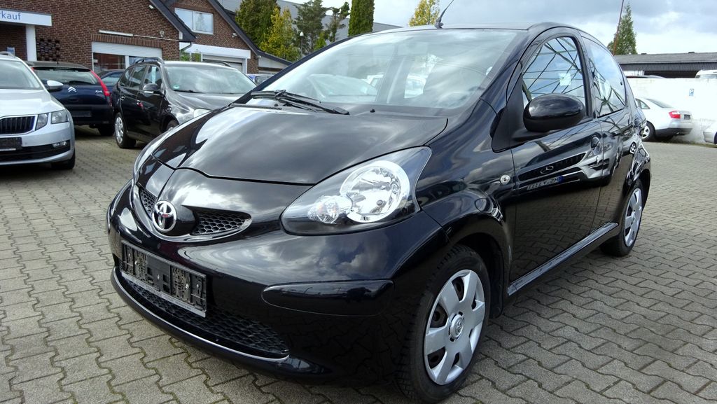 Toyota Aygo (X) 66.000 km 4.990 &euro; Münster 48165