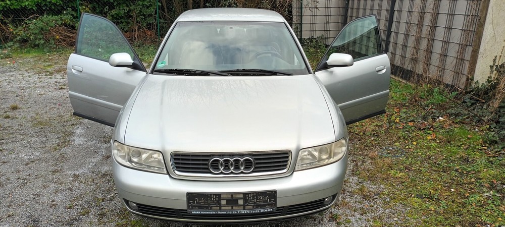 Audi A4 220.000 km 1.200 &euro; Ahlen 59227