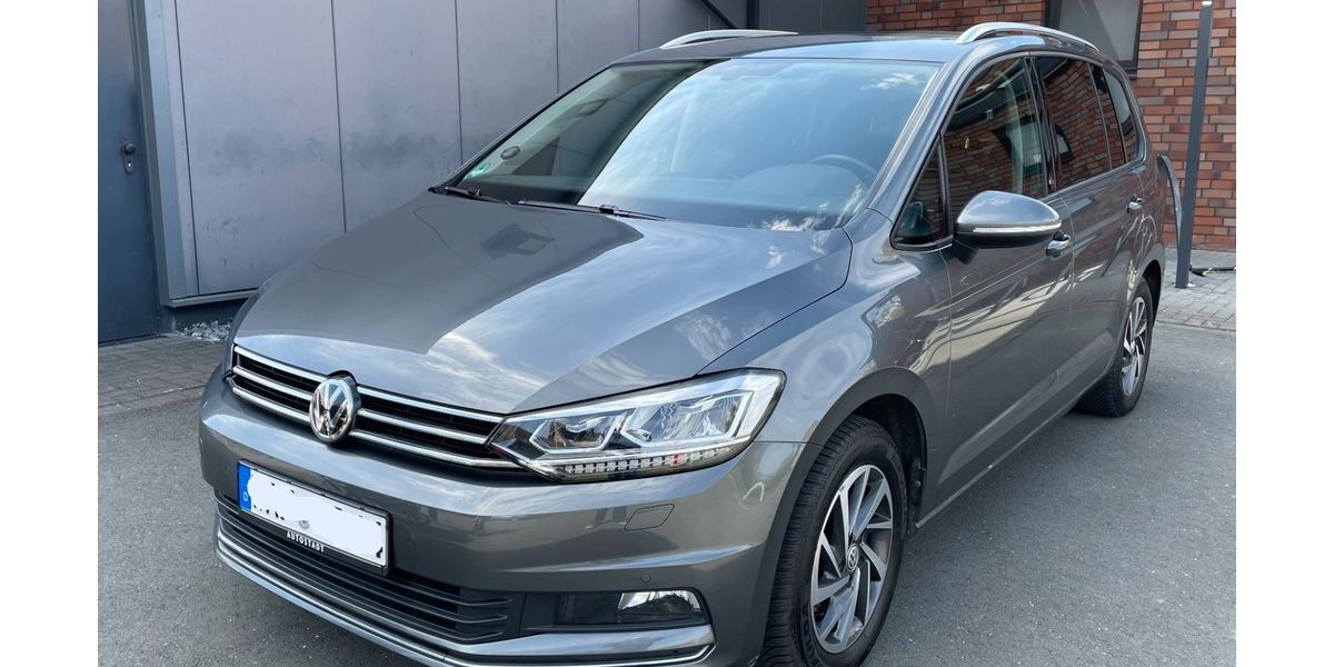 VW Touran 125.177 km 18.390 &euro; Warendorf 48231