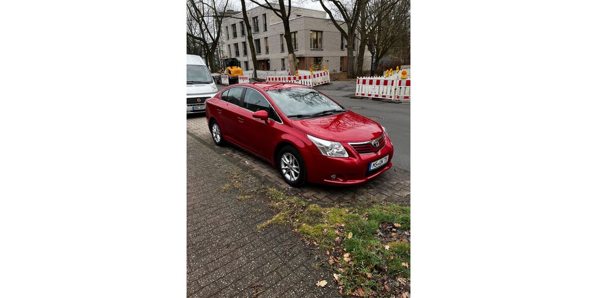Toyota Avensis 94.180 km 11.500 &euro; Münster 48161