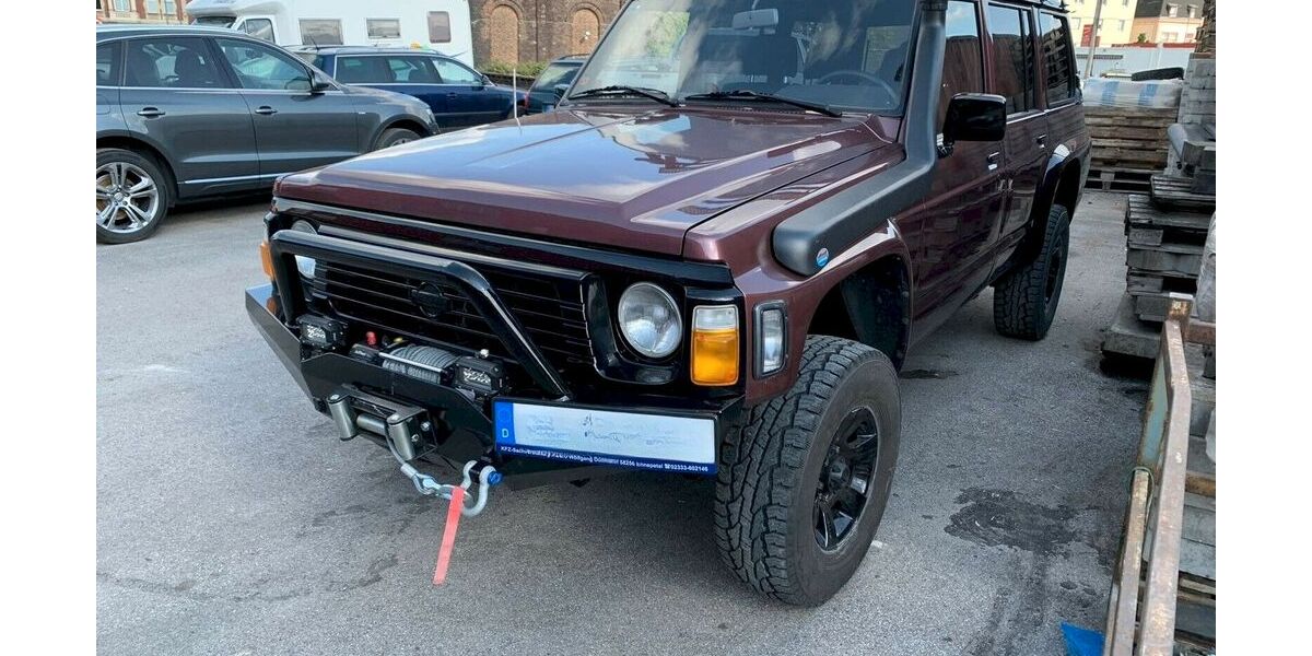 Nissan Patrol 243.000 km 5.100 &euro; Münster 48151
