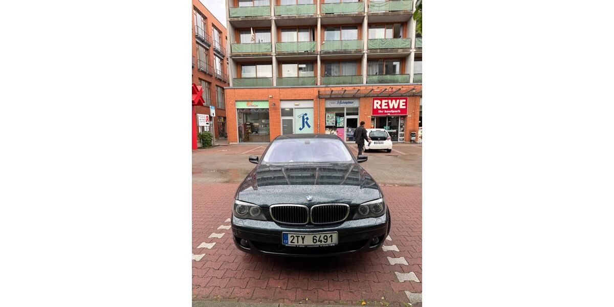 BMW 750 132.000 km 9.500 &euro; Münster 48167