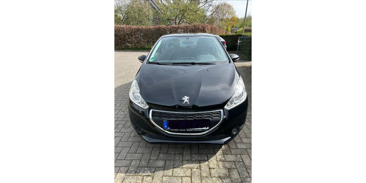 Peugeot 208 105.000 km 6.000 &euro; Rosendahl 48720