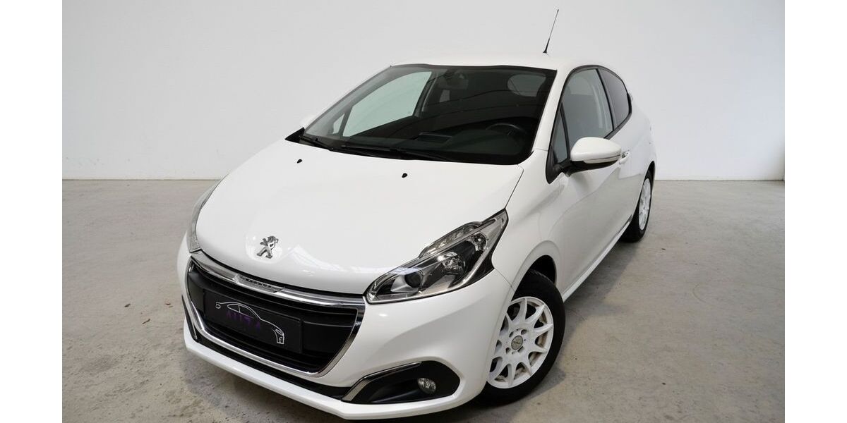 Peugeot 208 112.000 km 5.900 &euro; Rosendahl 48720