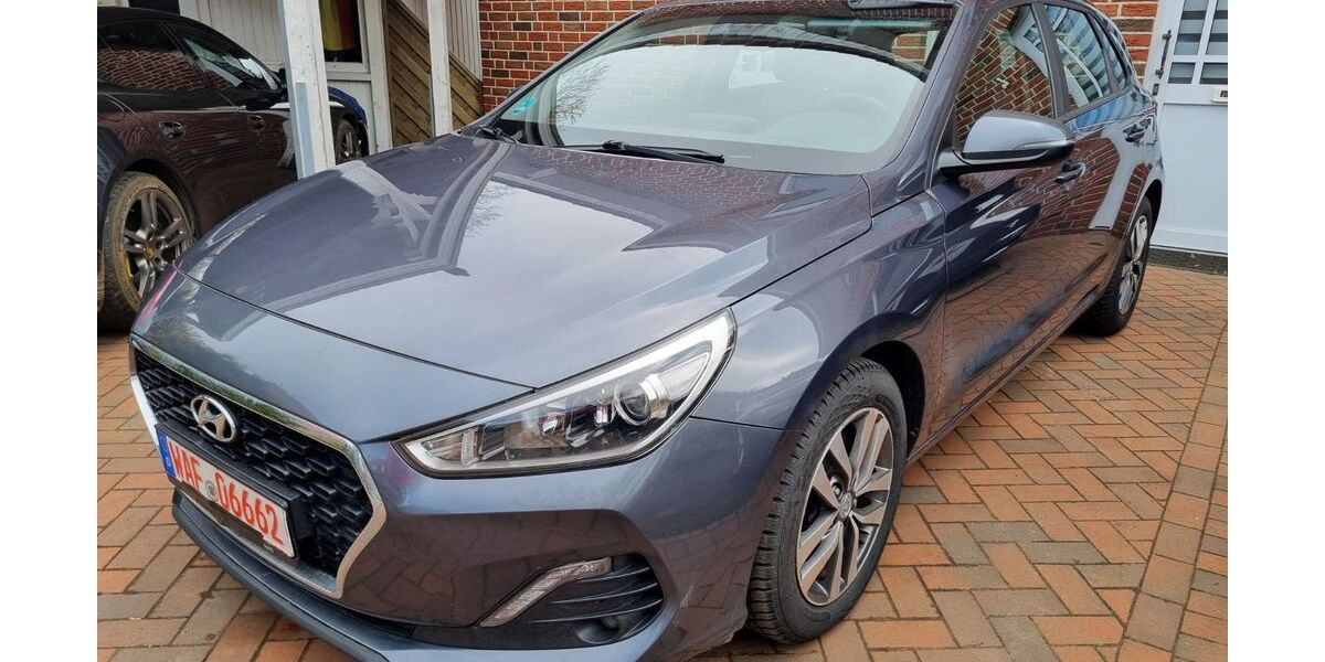 Hyundai i30 181.000 km 8.999 &euro; Ostbevern 48346