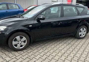 Kia ceed / Ceed 253.648 km 2.350 &euro; Lüdinghausen 59348