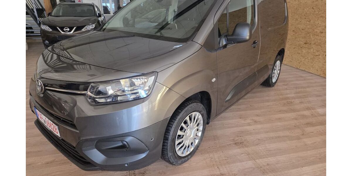 Toyota Proace City 130.000 km 15.499 &euro; Ahlen 59227