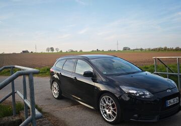 Ford Focus 171.000 km 13.500 &euro; Ahlen 59229
