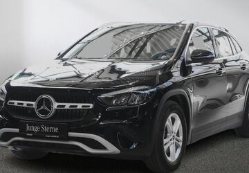 Mercedes-Benz GLA 200 11.909 km 34.965 &euro; Ahlen 59229