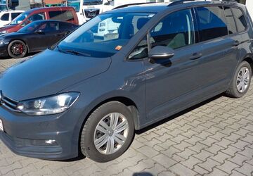 VW Touran 324.950 km 10.115 &euro; Warendorf 48231