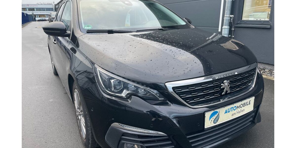 Peugeot 308 152.000 km 7.990 &euro; Münster 48155