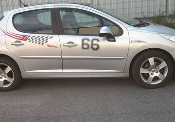 Peugeot 207 149.700 km 2.150 &euro; Emsdetten 48282