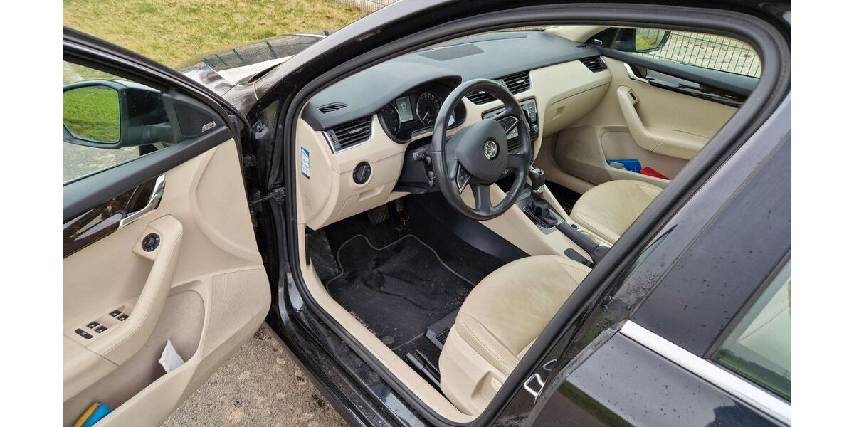 Skoda Octavia 127.000 km 12.300 &euro; Münster 48161