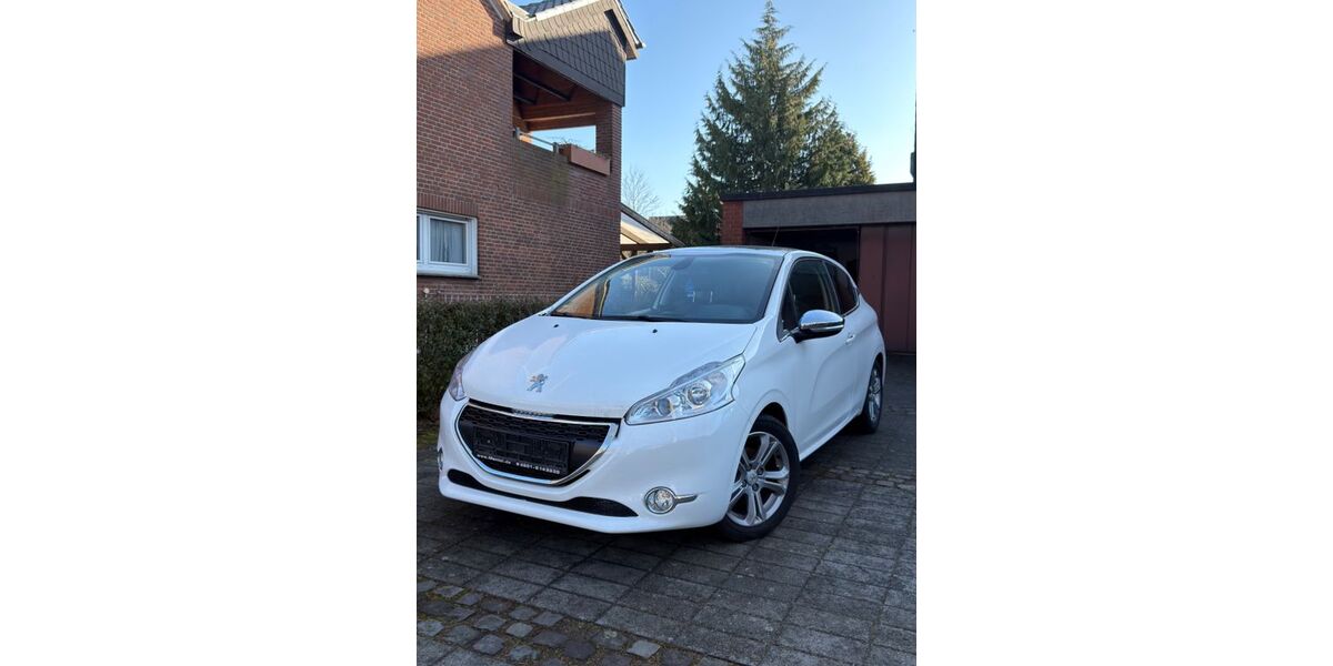 Peugeot 208 103.000 km 4.180 &euro; Münster 48167