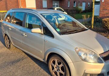 Opel Zafira 297.000 km 1.900 &euro; emsdetten 48282
