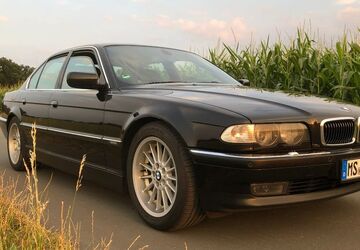 BMW 750 306.180 km 10.900 &euro; Münster 48157