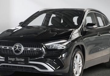 Mercedes-Benz GLA 200 11.149 km 35.470 &euro; Ahlen 59229