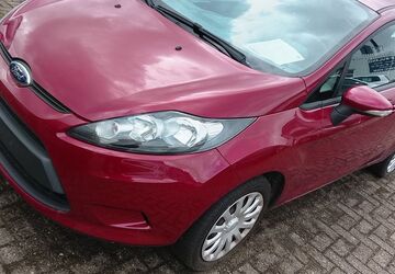 Ford Fiesta 82.000 km 5.900 &euro; Emsdetten 48282