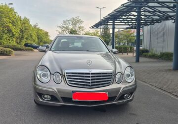 Mercedes-Benz 220 202.000 km 7.800 &euro; Münster 48157