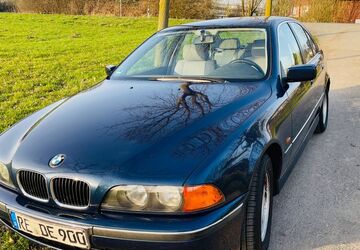 BMW 523 372.000 km 2.390 &euro; Münster 48161