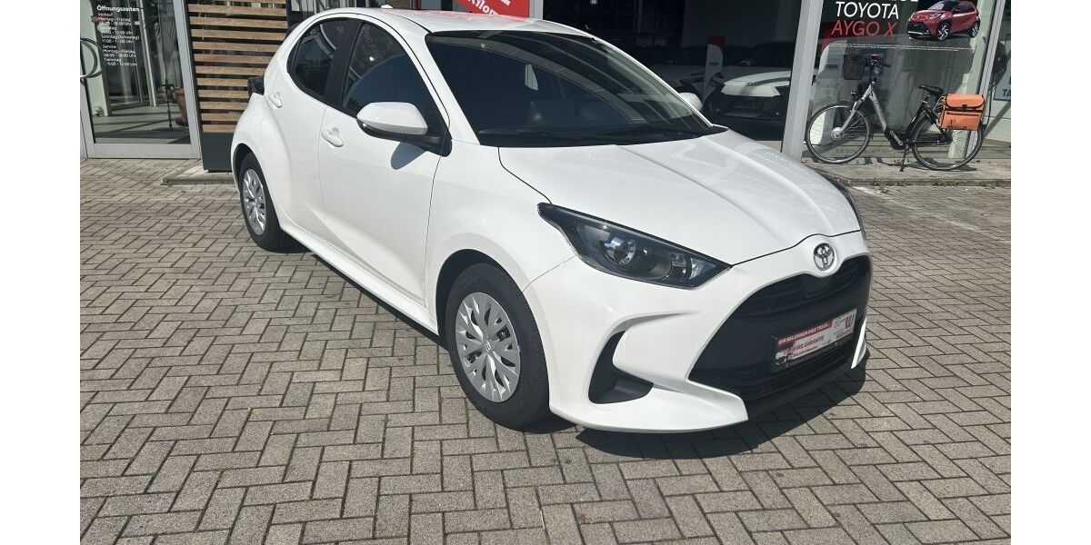 Toyota Yaris 12.500 km 20.950 &euro; Steinfurt-Borghorst 48565