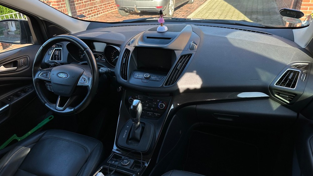 Ford Kuga 95.000 km 17.500 &euro; Greven 48268