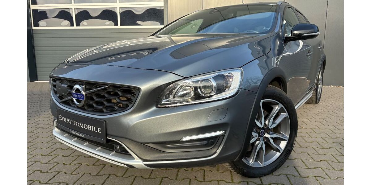 Volvo V60 Cross Country 147.892 km 15.999 &euro; Ahlen 59229